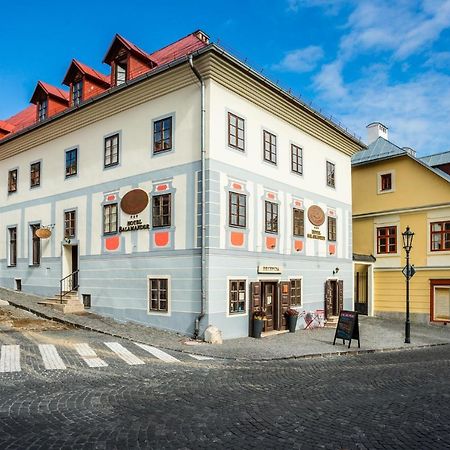 Hotel Salamander Banská Štiavnica Buitenkant foto