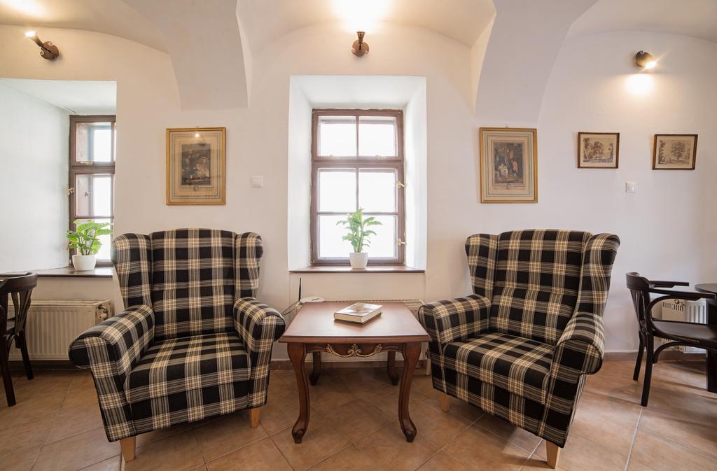 Hotel Salamander Banská Štiavnica Buitenkant foto