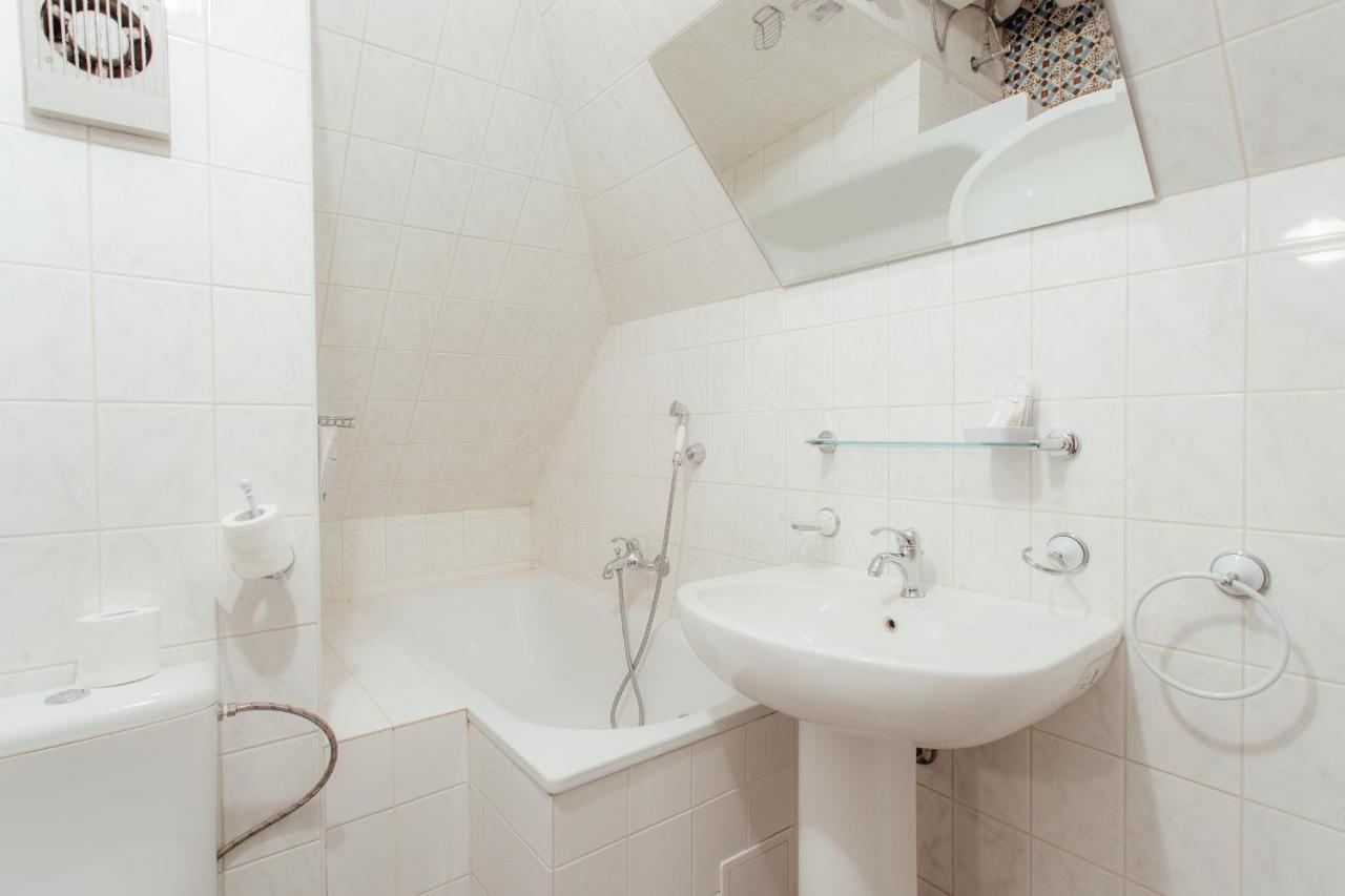 Hotel Salamander Banská Štiavnica Buitenkant foto