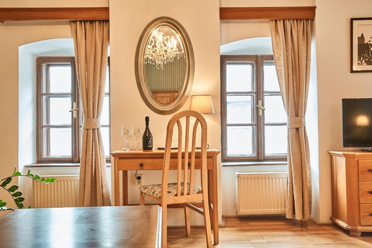 Hotel Salamander Banská Štiavnica Buitenkant foto