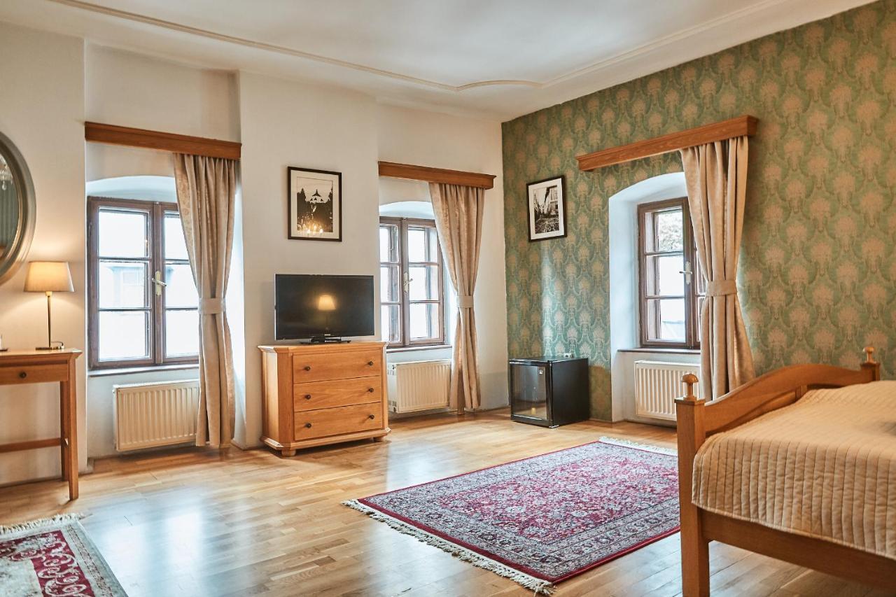 Hotel Salamander Banská Štiavnica Buitenkant foto