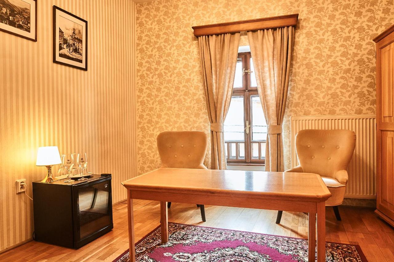 Hotel Salamander Banská Štiavnica Buitenkant foto
